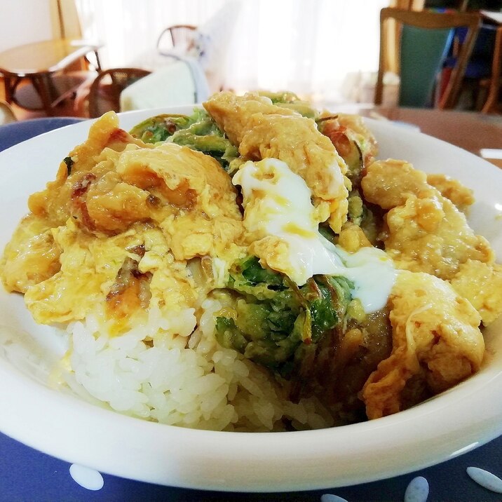 鶏と三つ葉の親子丼